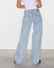 Low Rise Parallel Jeans in 80s Light Blue Wash