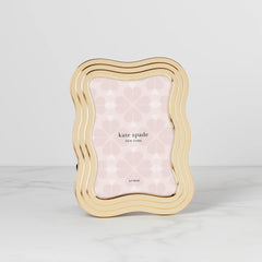 South Street 5" x 7" Gold Wavy Frame