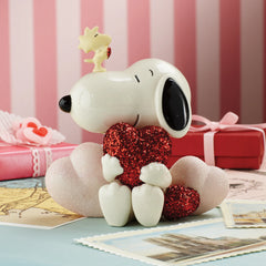 SNOOPY�?s Love Figurine